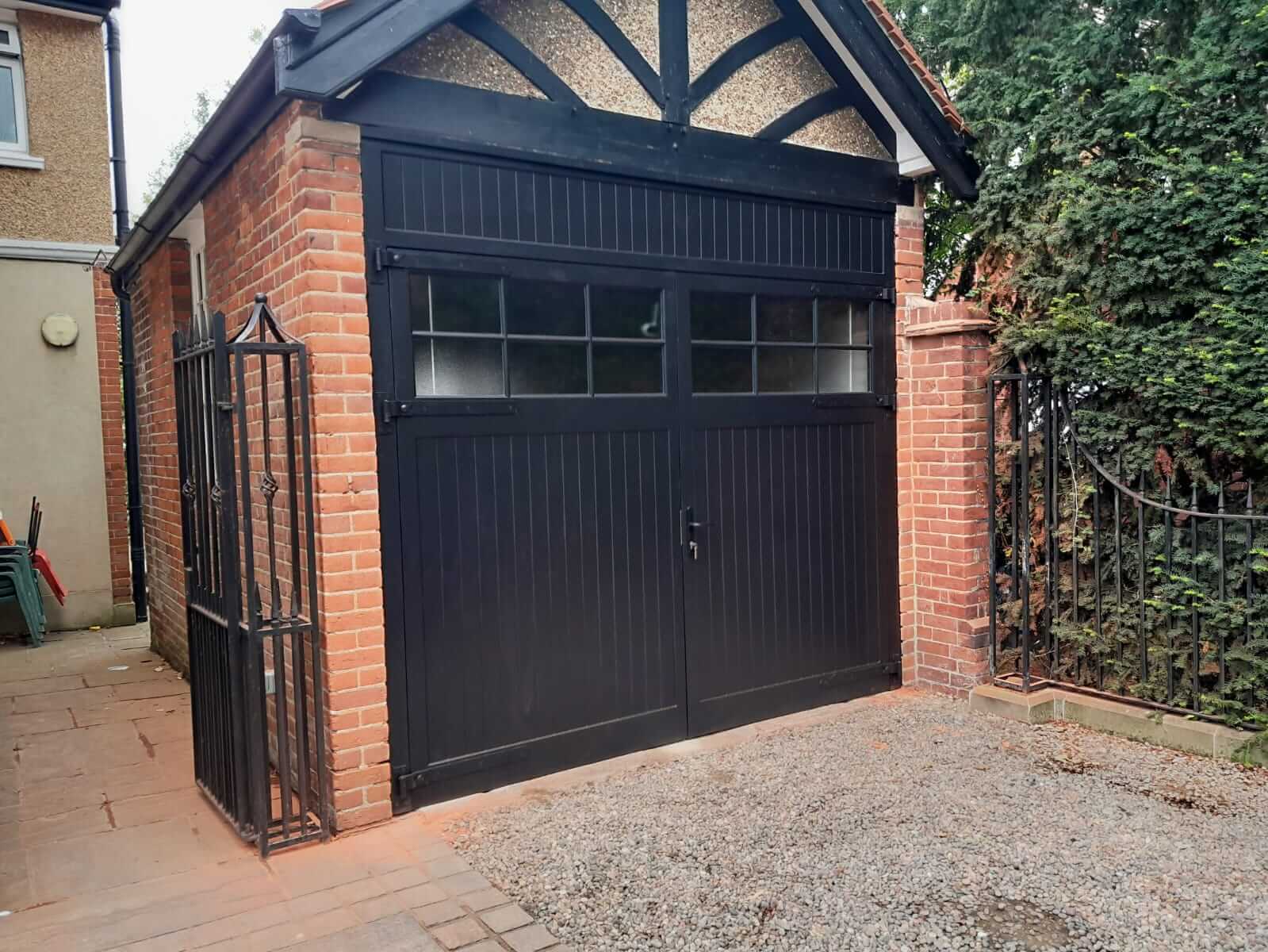 Cedar Door Side hinged - Ebony finish