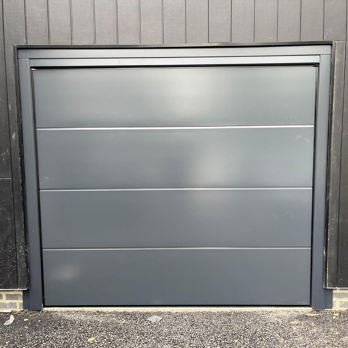 Novoferm Sectional ISO 45 flush Anthracite Grey RAL 7016